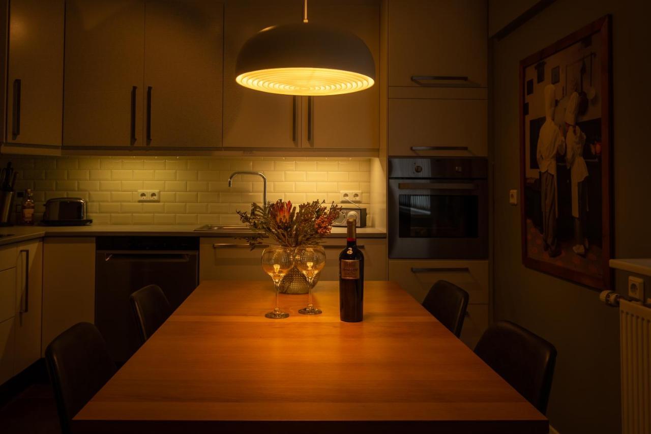 Old Town Modern Apartment Акурейри Экстерьер фото