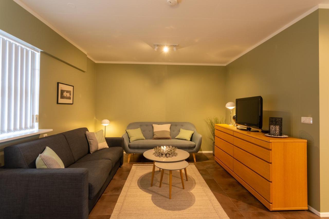 Old Town Modern Apartment Акурейри Экстерьер фото